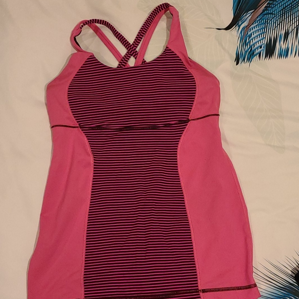 Lululemon tanktop